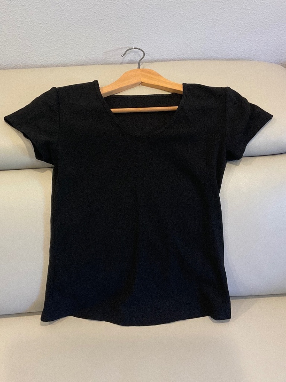 Women’s Scoop Neck Short Sleeve Cotton Tee | Black| Size L |
